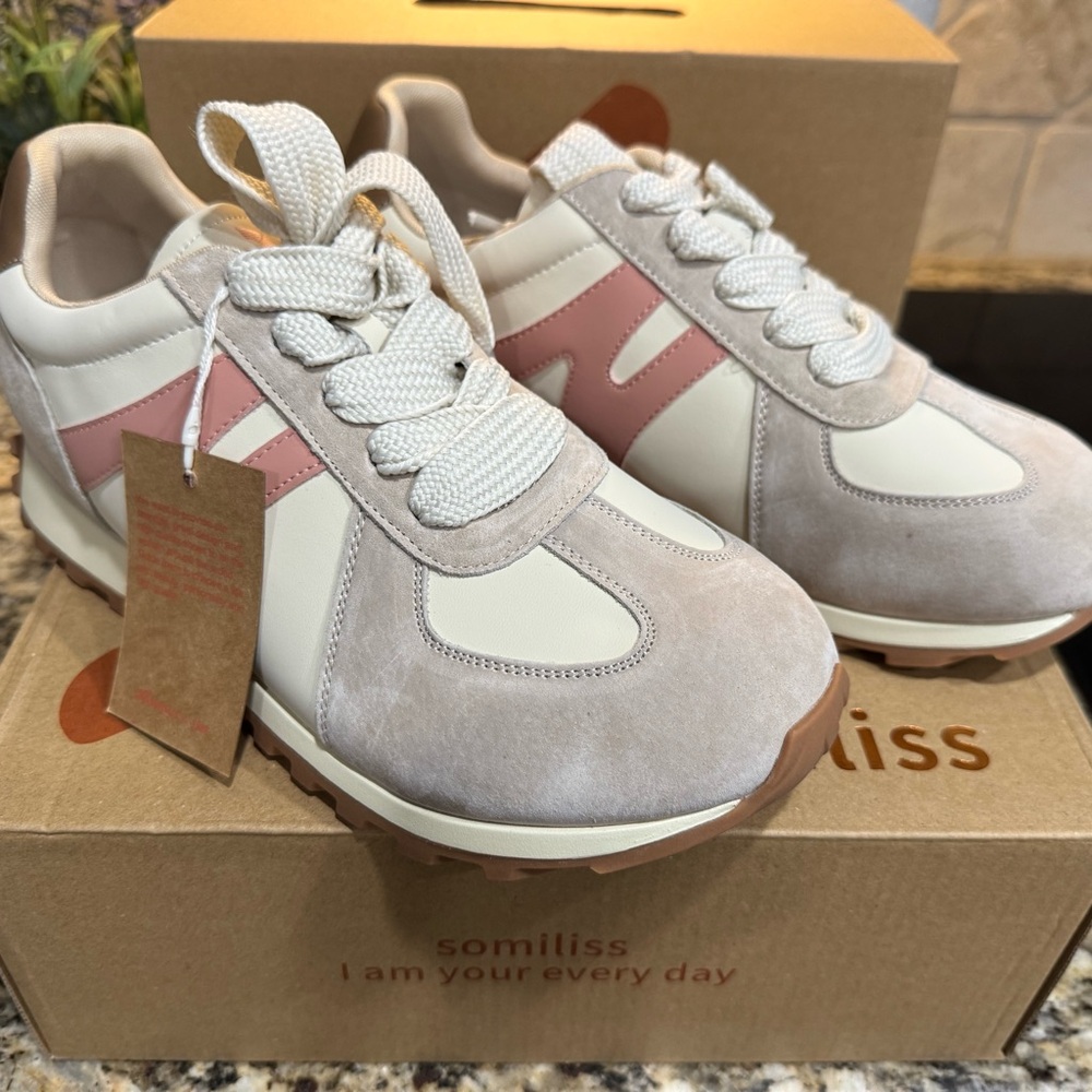 SOMILISS
EasyStride Women Fashion Sneakers Pink -Size 40